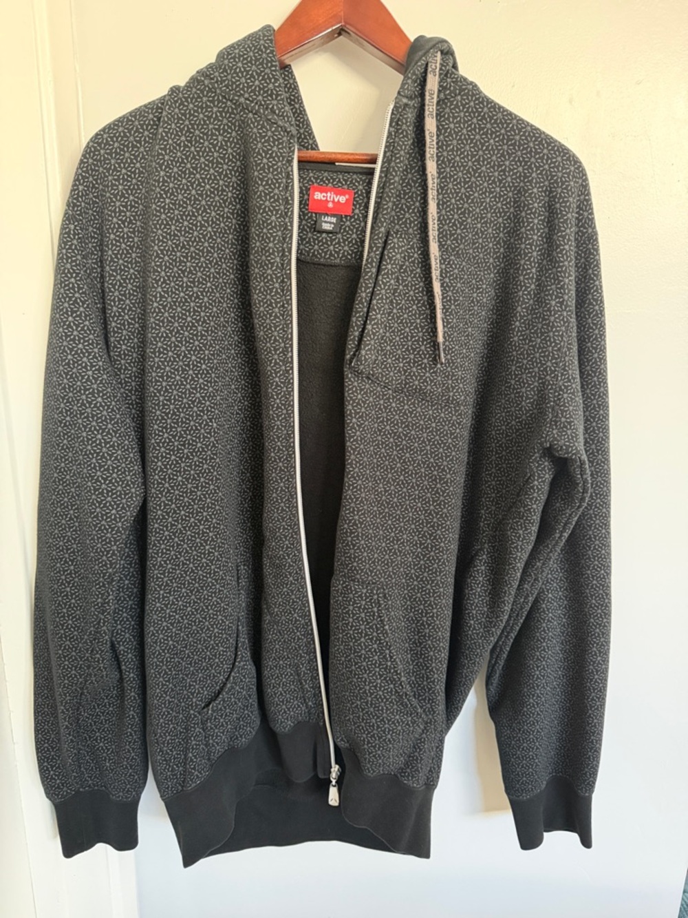 Active USA Men’s Charcoal Micro-Pattern Zip Hoodie size L